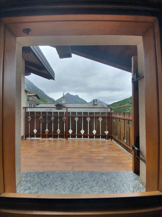 Casa Lanfranchi Lägenhet Isolaccia Exteriör bild